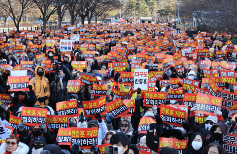 3만명 모였다? 한동훈 지지자 '제명 철회' 집회…韓 