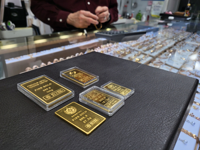 달러 불신에 금값 천정부지… 은 시세 동반 상승  