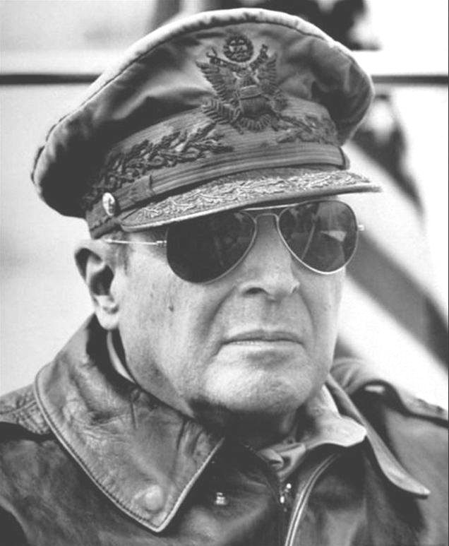 더글라스 맥아더 연합군 사령관. 매일신문 DB