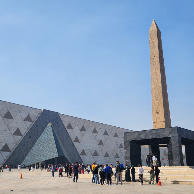 2025년 11월 정식 개관한 그랜드 이집트 박물관. 하태길 교수