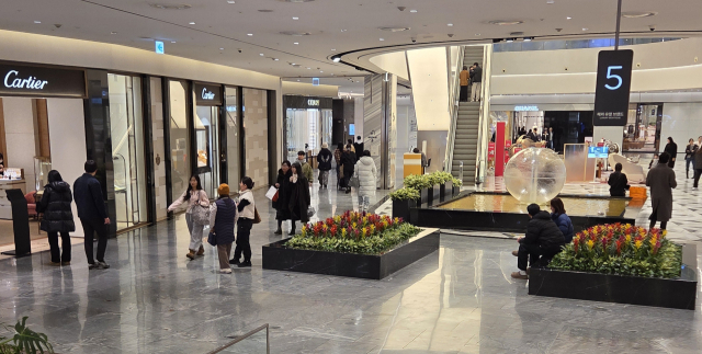 대구의 한 백화점 명품관. 정은빈 기자