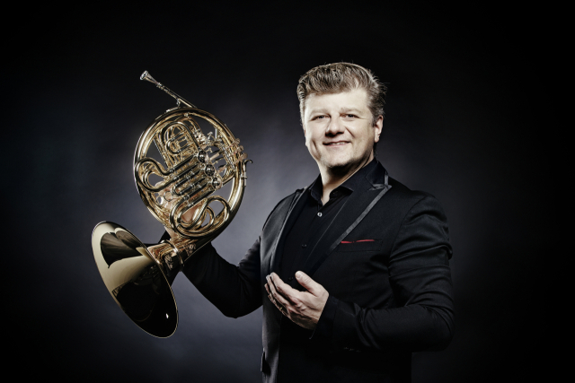 호른 라덱 바보락(Radek Babor&aacute;k). 대구문화예술진흥원