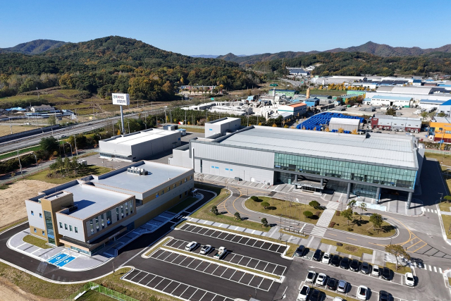 안동시는 올 한 해를 민생경제 회복과 지역경제 체질 개선의 해로 삼고 다양한 경제 정책을 추진한다. 사진은 동물세포실증지원센터. 안동시 제공