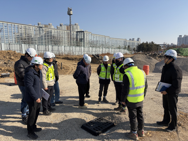 대구도시개발공사는 지난 27일 이어지는 한파와 건조 특보에 따른 안전사고 예방을 위해 지역 건설현장 3곳을 대상으로 
