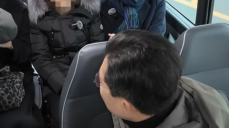 몽클레어 입은 교통약자?…정원오 무료버스 논란