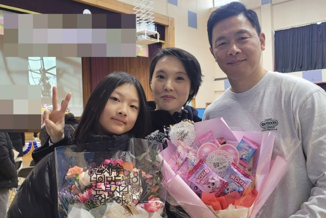 장기기증자 윤태일(오른쪽)씨 가족사진. 한국장기조직기증원 제공