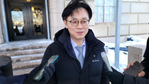 김정관 장관, 미 상무장관과 관세 협의 이틀째…결론 못 내