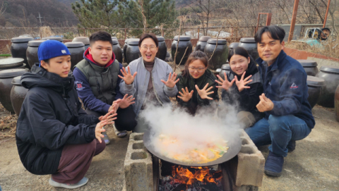 [낳아보니 행복이다] 신효은·강현정 부부 