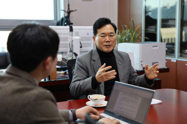 김승수 국민의힘 의원(대구 북구을)이 지난 27일 국회에서 매일신문과 인터뷰를 진행하고 있다. 김승수 의원실 제공