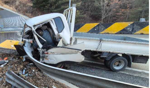2월 고속도로 화물차 사고 잇따라…졸음·주시태만이 참사 키웠다