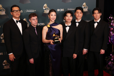 케데헌 '골든', K팝 최초 美 그래미 '베스트 송 리튼' 수상 