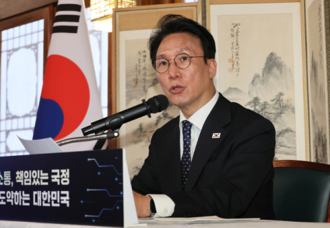 김어준에 '여론조사 빼달라'던 김민석 