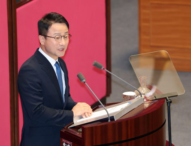 더불어민주당 한병도 원내대표가 3일 국회 본회의에서 교섭단체 대표연설을 하고 있다. 연합뉴스