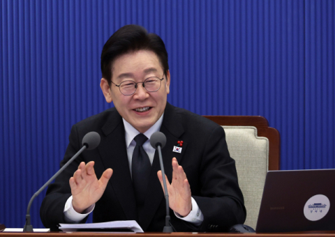 李대통령, 설 선물로 '집밥세트'…