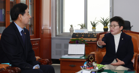 국회 재경위, 이달 중 '한미 관세협상' 현안질의 실시…대미투자법 논의 물꼬