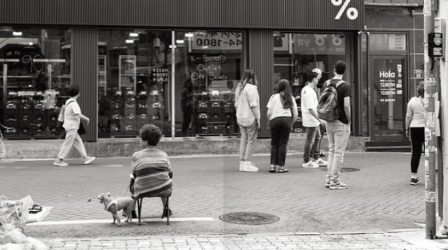 북튜버 김겨울의 첫 사진 산문집…'글'의 여백을 '빛'으로 채우다
