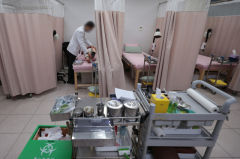 공보의 급감에 농촌 의료 붕괴 경고…정부 추경 대응에도 