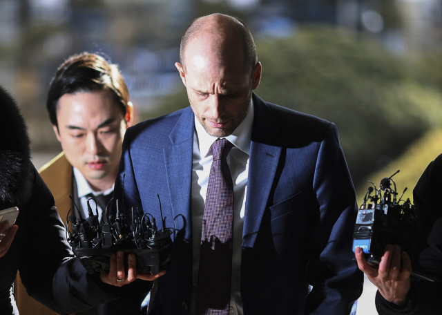 [속보] 경찰, 쿠팡 로저스 내일 재소환…'국회 위증' 혐의 조사