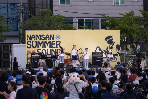 [지역 경제 성장 히어로] 밴드 축제 열고 화훼 팝업스토어…젊은층 불러 모으는 골목