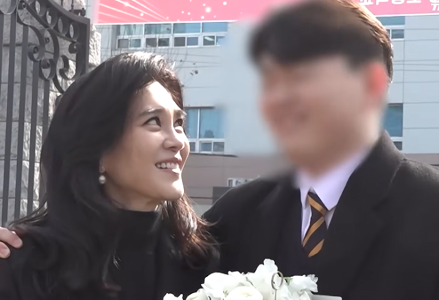 '엄마' 이부진, 졸업식서 아들 바라보며 내내 웃음꽃