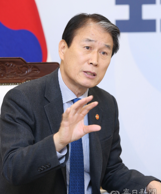 권오을 보훈부 장관 