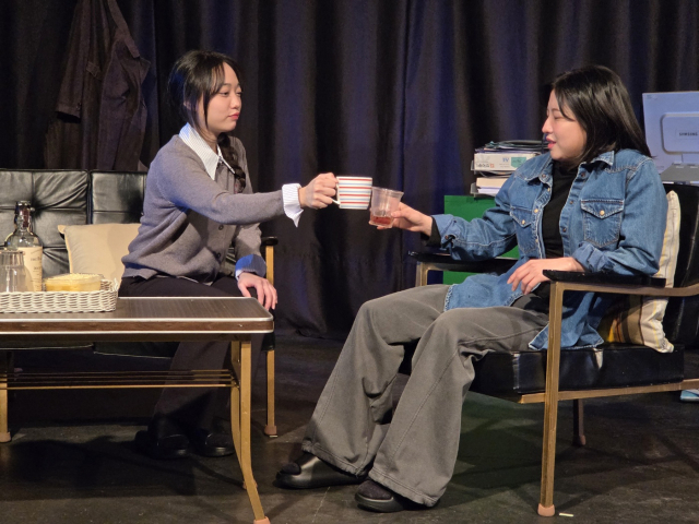 부재중 만남. 극단너머, 경계없는예술센터 제공