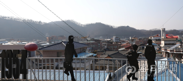 성광성냥공업사는 한때 직원 160여 명이 하루 1만5천갑의 성냥을 생산했던 공장이었다. 두 대의 통근 버스가 종업원들을 출퇴근시킬 정도로 번성했었다. 정운철 기자 woon@imaeil.com