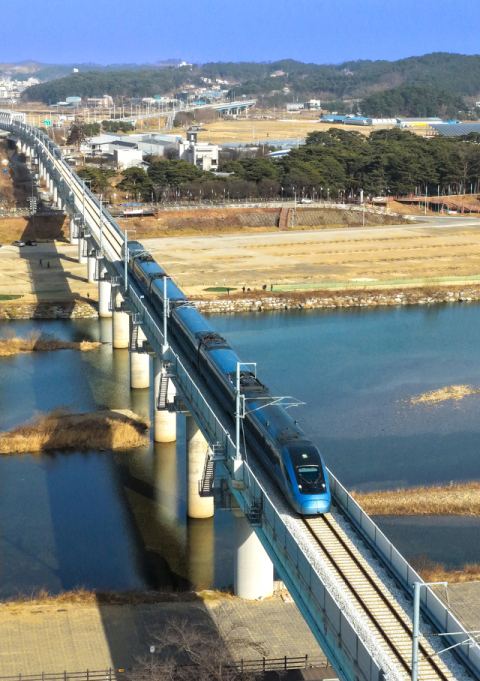 코레일, 임산부·다자녀 열차 할인으로 작년 87만명 혜택…전년보다 2배 넘어
