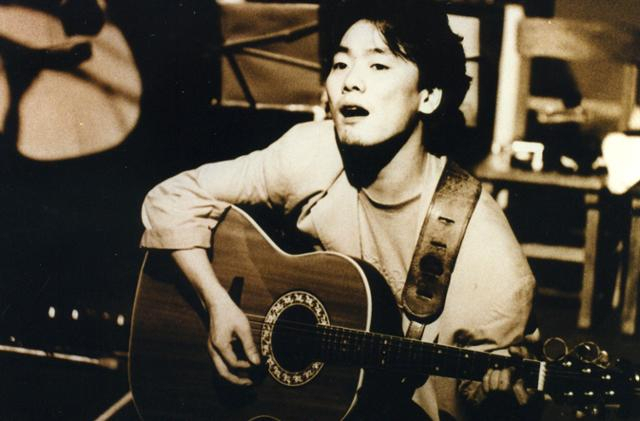 가수 김광석. CJ E＆M 제공