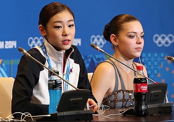 김연아(왼쪽), 아델리나 소트니코바. 자료사진 연합뉴스