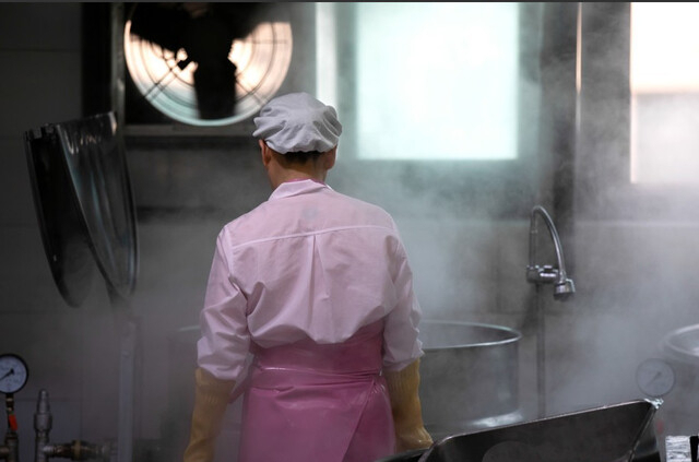 급식 노동자 '경력 10년 미만' 폐암 산재 인정…대구 첫 사례