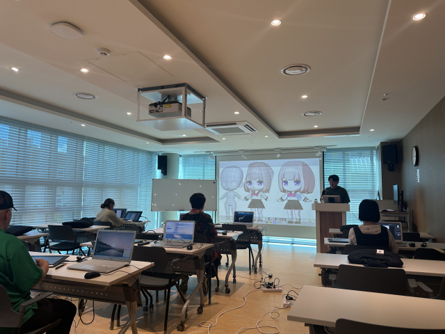 2025년 서변노인복지관 웹툰 강좌 모습. 행복북구문화재단