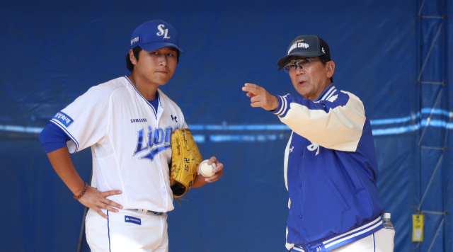 에이스 이탈에 삼성 흔들… '투수 3인'에 새 희망 건다