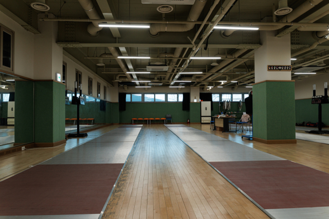 대구 수성구 대흥동 대구스포츠단 훈련센터(힘찬동) 안에 마련된 펜싱 연습장. 이화섭 기자