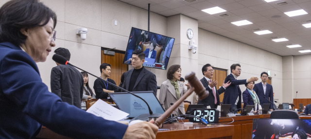 與 주도 법사위 제동 'TK특별시' 무산 위기