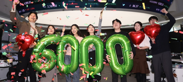 6000피도 뚫었다…'새 역사' 쓴 코스피