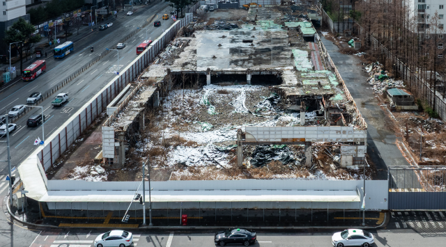 분진·소음 민원에…칠성 홈플러스 부지 3년째 방치