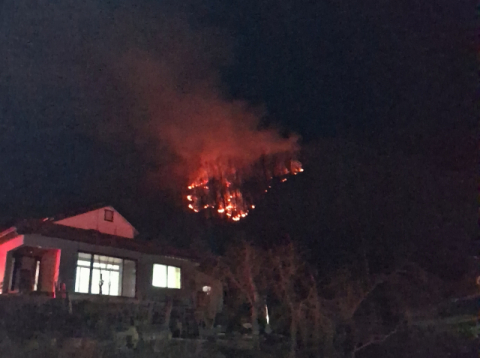 [단독]공군 F-16 전투기, 영주시 안정면 추락, 조종사 비상탈출 …산불 발생 소방당국 진화 작업 중