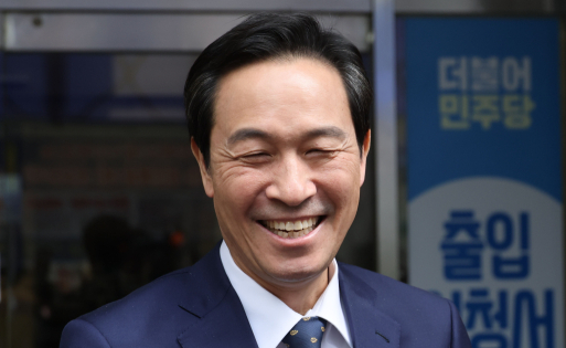 민주당, 강원지사 후보에 우상호 단수공천…