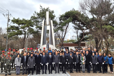 달서구, 제107주년 3·1절 맞아 '태극단 학생 독립운동 기념탑' 참배