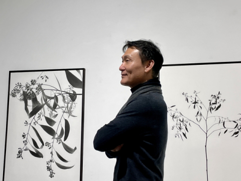 [전시속으로] 흑백으로 드러낸, 형태 본연의 아름다움