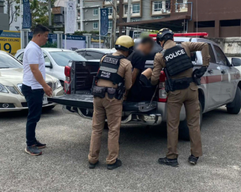 태국서 빈 공터에 방화, 차량까지 훔쳐 운전한 40대 한국인 체포