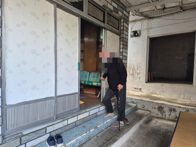 [이웃사랑] 지팡이 없인 한 걸음도…삶의 희망도 흔들