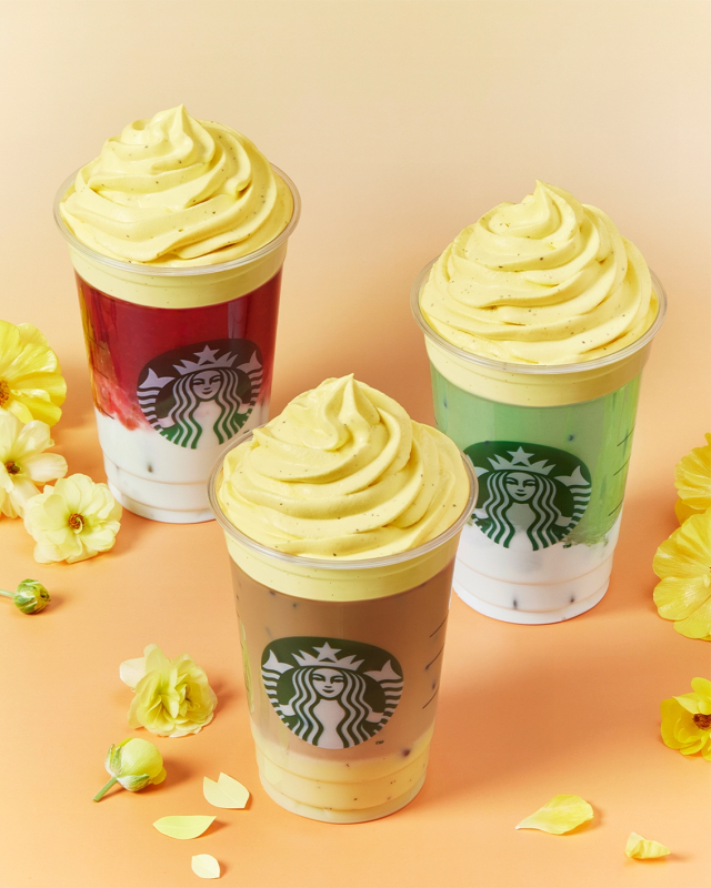 스타벅스의 봄 시즌 대표 음료, 슈크림 라떼가 10주년을 맞아 더욱 풍성해진 모습으로 돌아왔다. 스타벅스 제공