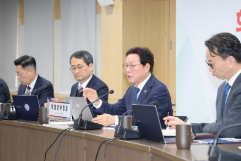 경남도, 남해안 관광 대전환과 첨단 산업 선점 박차   