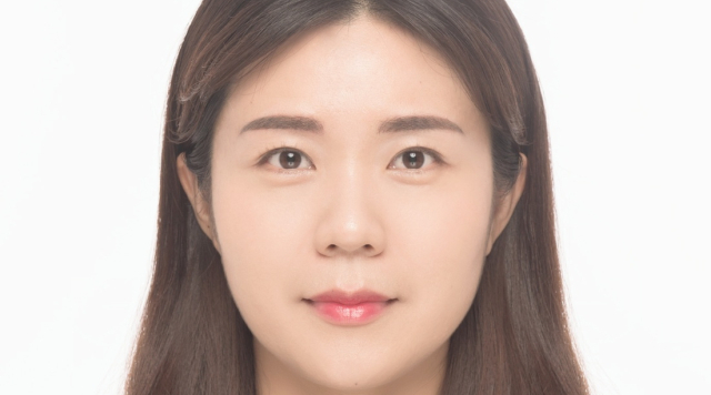 아파트 11층 난간에 걸터앉은 10대 구조한 구미 경찰