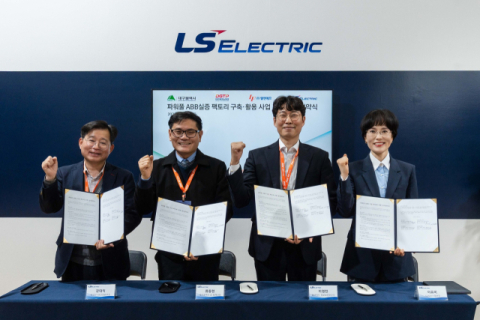 엘앤에프, 제조업 AI 전환 '선도'…ABB 기술 지역 확산