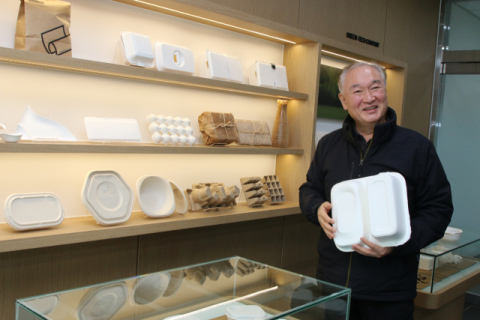 [교촌 35년, K-치킨의 표준을 세우다③] 치킨을 넘어선 도약, '푸드 테크'와 'K-미식'의 영토 확장