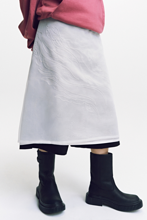 BTSX뮷즈 레이어드 스커트. 국립박물관문화재단 제공