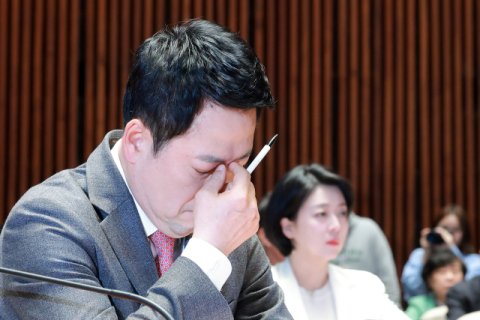 2030 민심까지 뒤집혔다…민주당 46% '압도', 국민의힘 23%